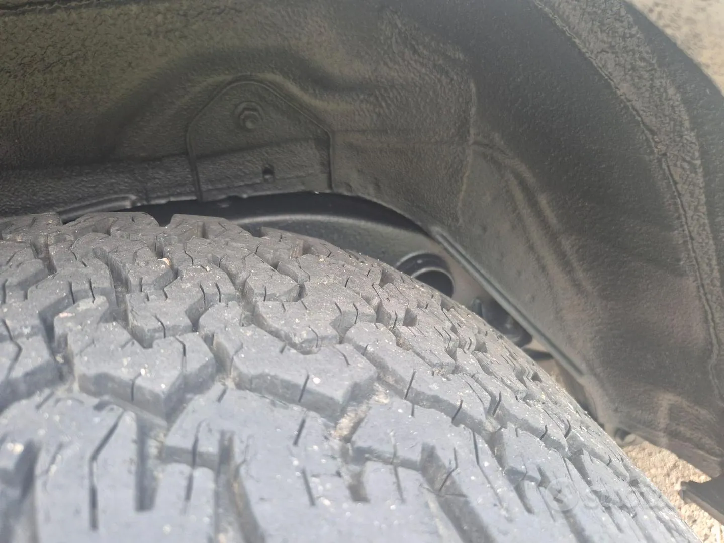 Toyota Land Cruiser 2001 photo 3