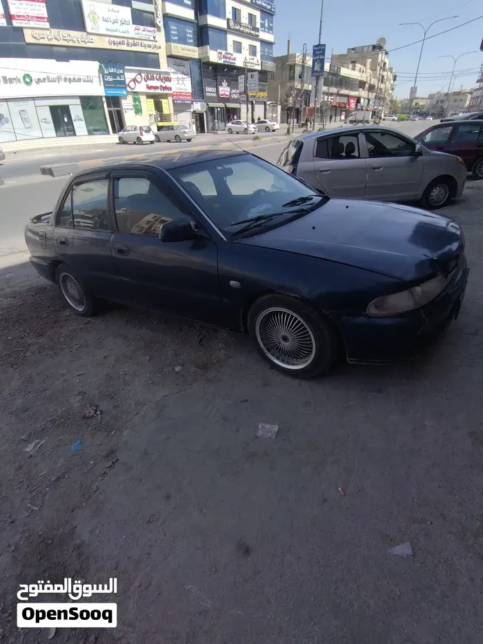 Mitsubishi Lancer 1993 photo 3
