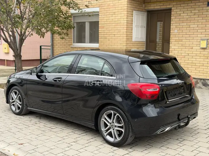 Mercedes-Benz A 180 2017 photo 3
