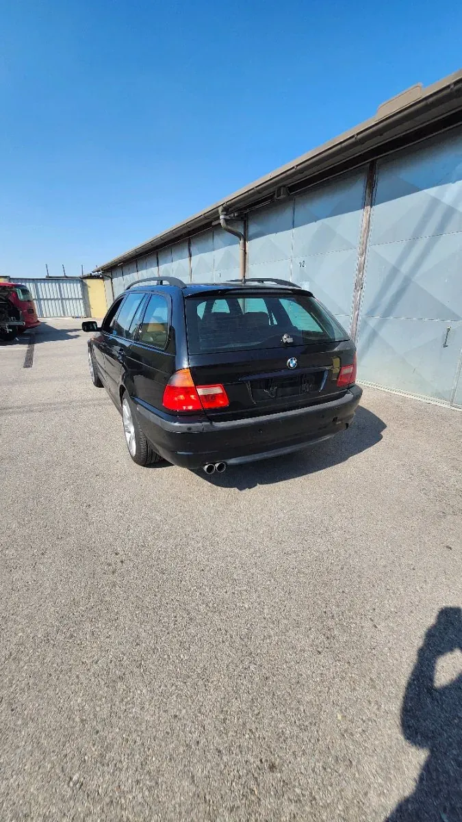 BMW 3 Series 2003 photo 3