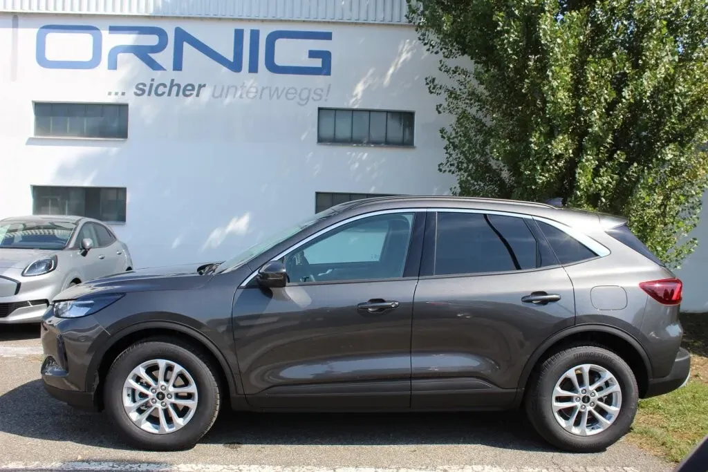 Ford Kuga 2025 photo 3