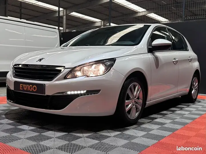Peugeot 308 2015 photo 3