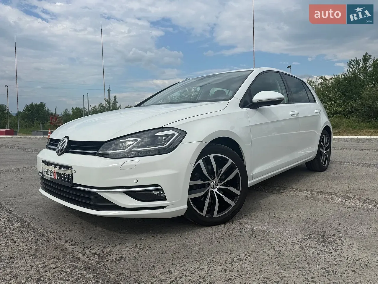 Volkswagen Golf 2018 photo 3