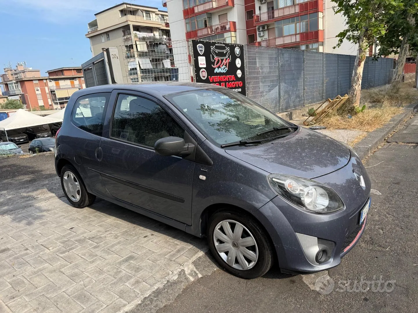Renault Twingo 2011 photo 2