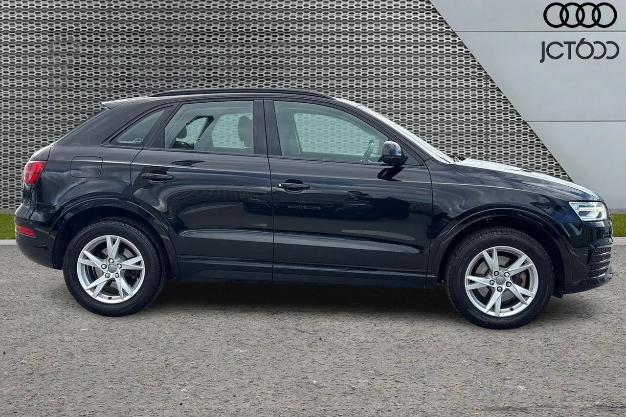 Audi Q3 2017 photo 4