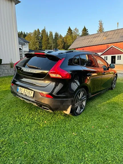Volvo V40 Cross Country 2014 photo 3