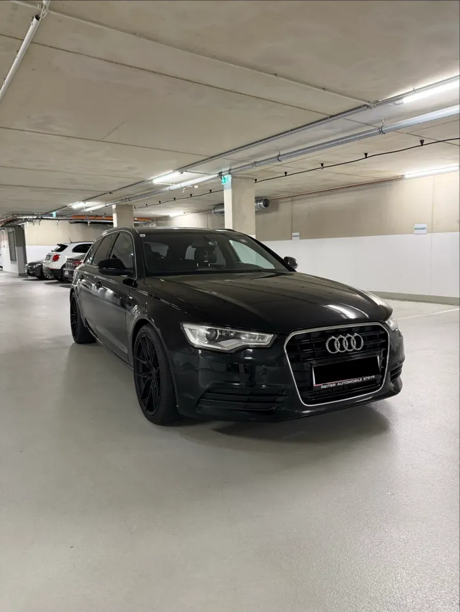 Audi A6 Avant 2012 photo 3