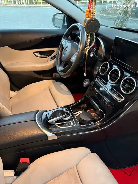 Mercedes-Benz C-Class 2017 photo 3