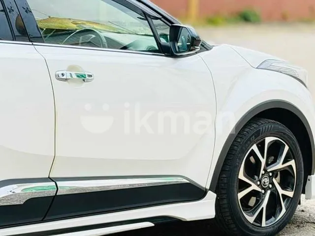 Toyota Chr 2018 photo 3