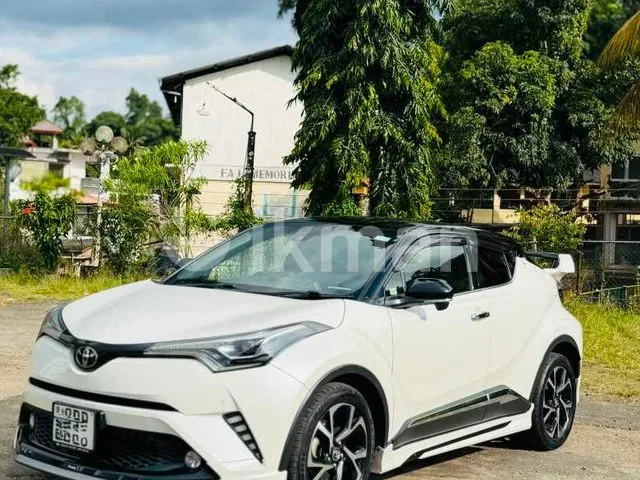 Toyota Chr 2018 photo 4