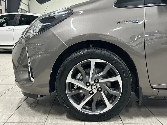 Toyota Yaris 2018 photo 5