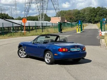 Mazda Mx-5 1999 photo 2