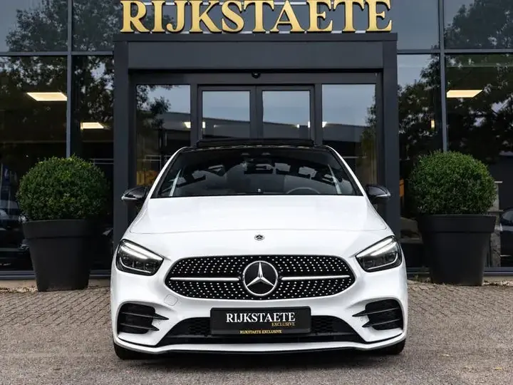 Mercedes-Benz B-Class 2021 photo 3