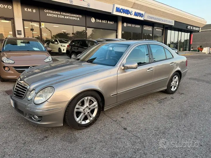 Mercedes-Benz E 220 Cdi