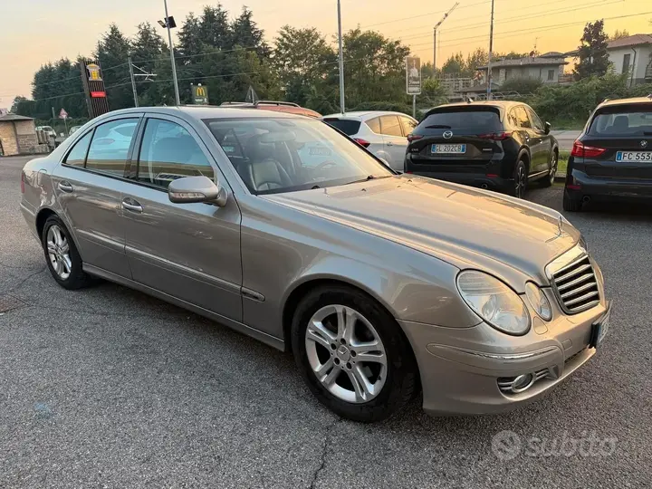 Mercedes-Benz E 220 Cdi 2006 photo 3