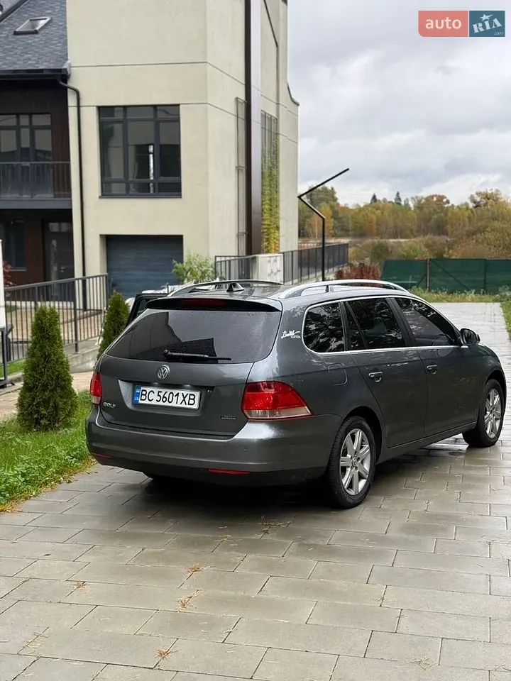Volkswagen Golf 2009 photo 2
