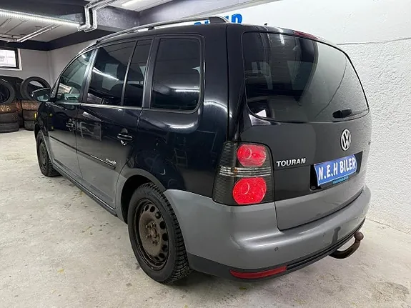 Volkswagen Touran 2010 photo 5