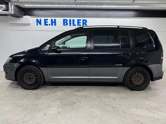 Volkswagen Touran 2010 photo 4