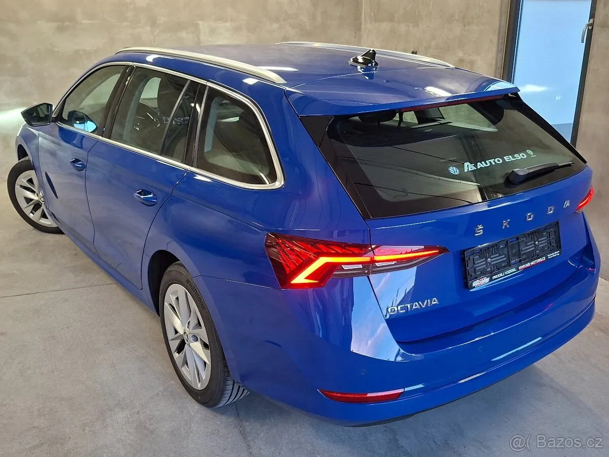 Skoda Octavia 2022 photo 2