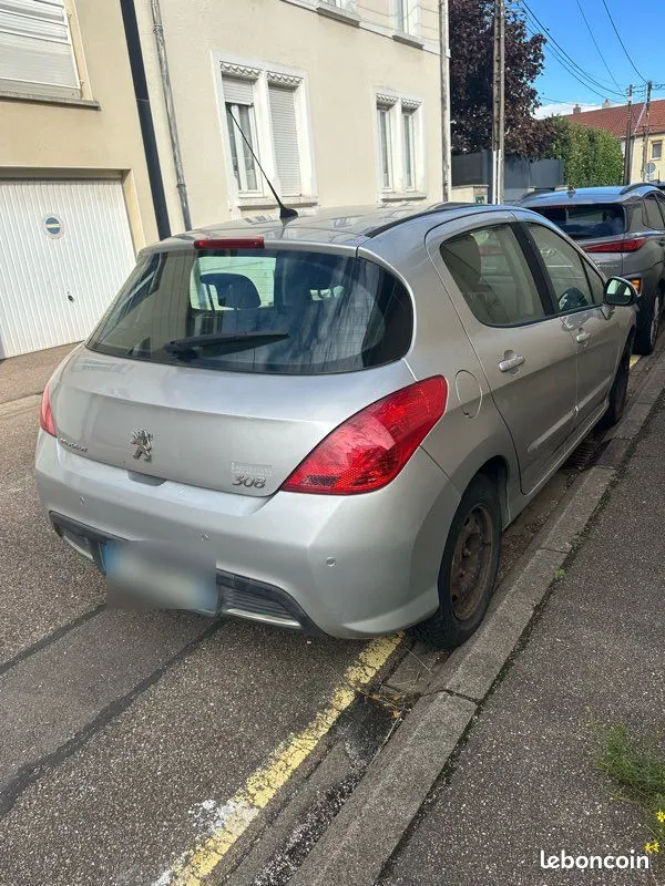 Peugeot 308 2010 photo 3