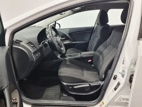 Toyota Avensis 2009 photo 5