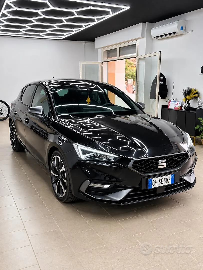 Seat Leon 2025 photo 3