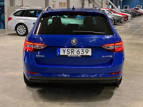 Skoda Superb 2019 photo 4