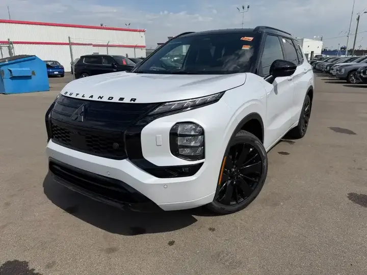 Mitsubishi Outlander 2026 photo 2