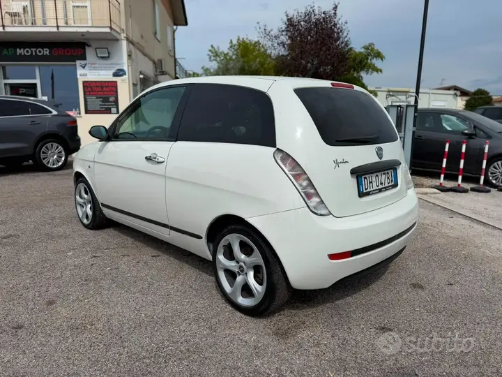 Lancia Ypsilon 2007 photo 4