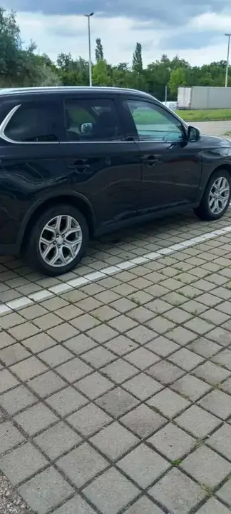 Mitsubishi Outlander 2014 photo 2