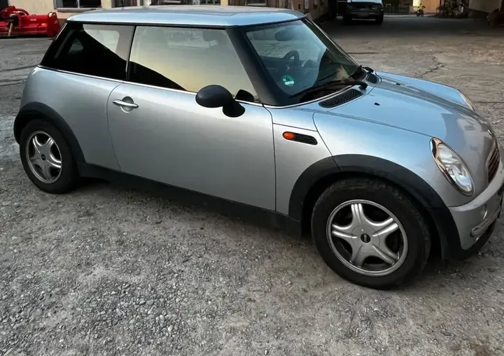 Mini One One