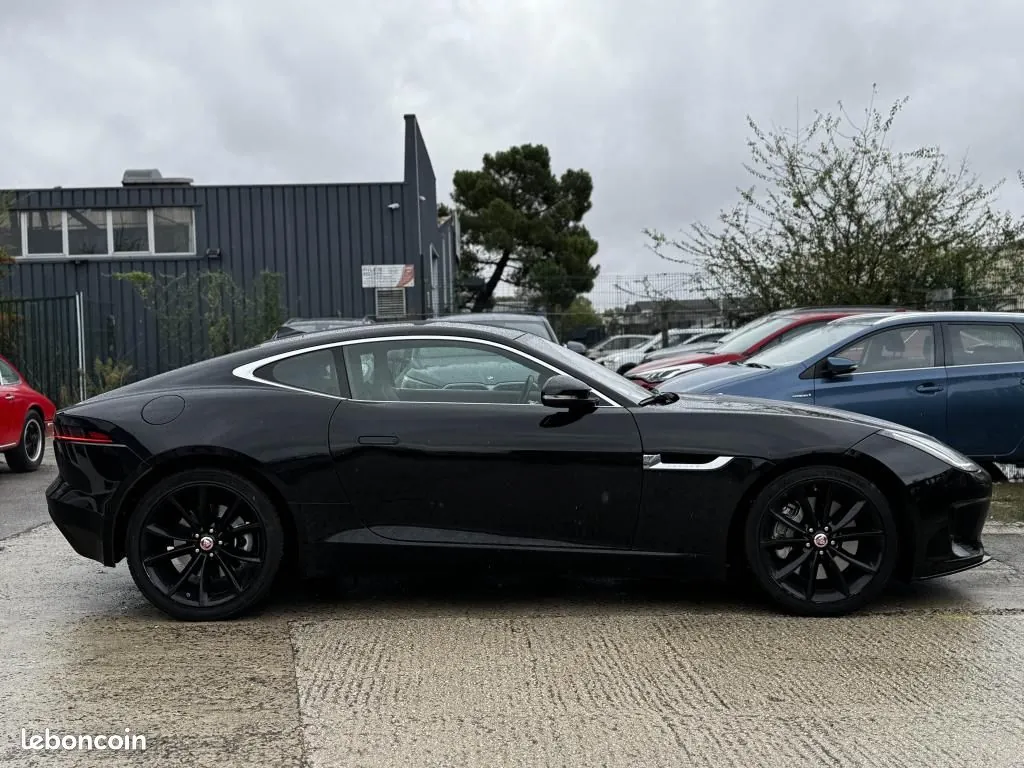 Jaguar F-Type 2017 photo 5