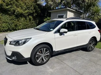 Subaru Outback 2018 photo 2