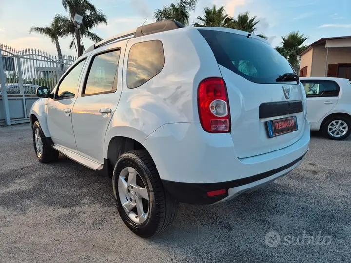 Dacia Duster 2011 photo 5