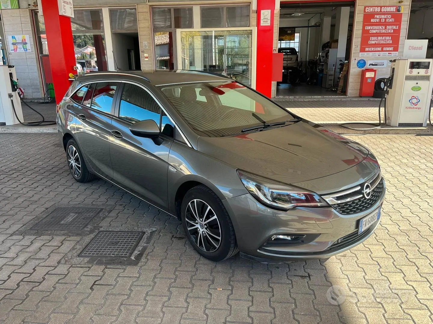 Opel Astra 2019 photo 2