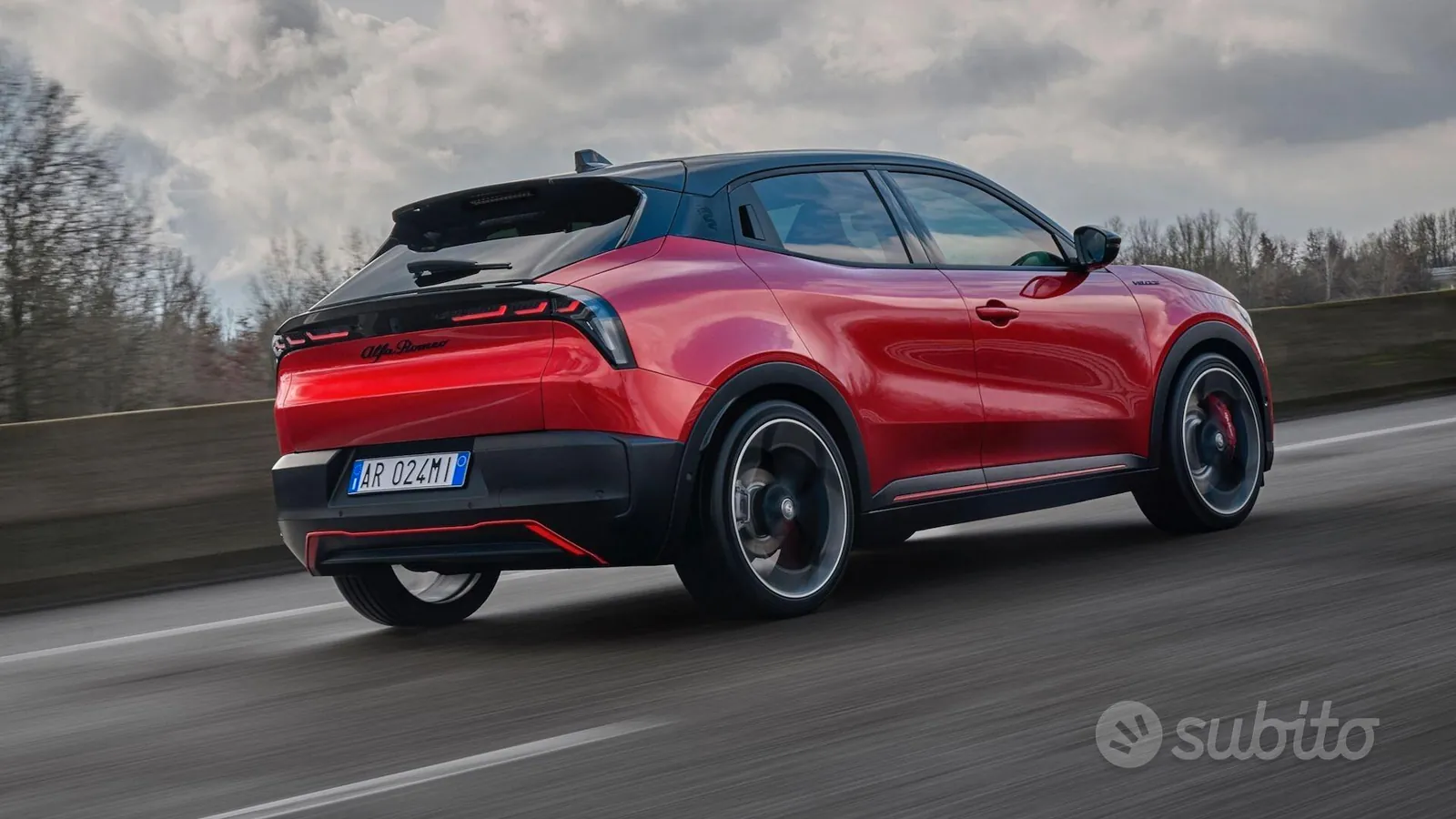 Alfa Romeo Junior photo 2