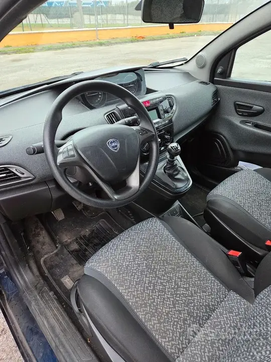 Lancia Ypsilon 2021 photo 5