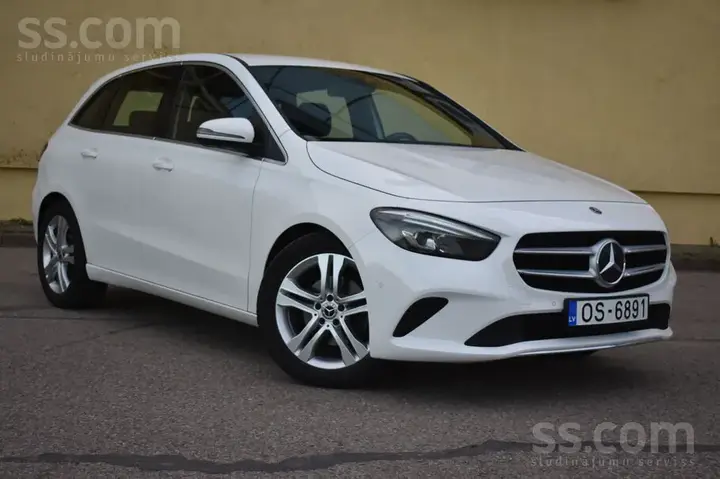 Mercedes-Benz B200