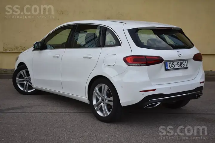 Mercedes-Benz B200 2019 photo 2