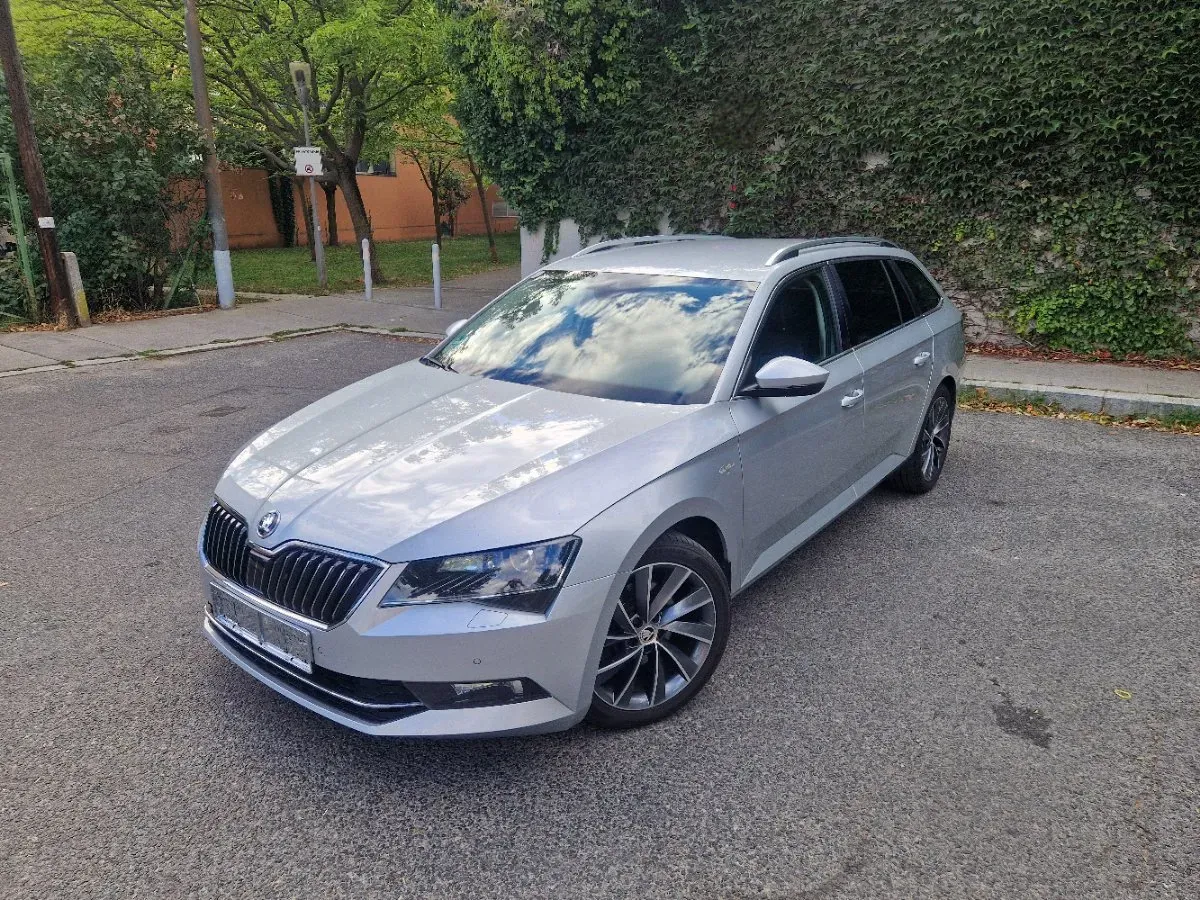 Skoda Superb 2018 photo 2