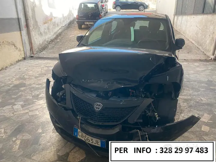 Lancia Ypsilon