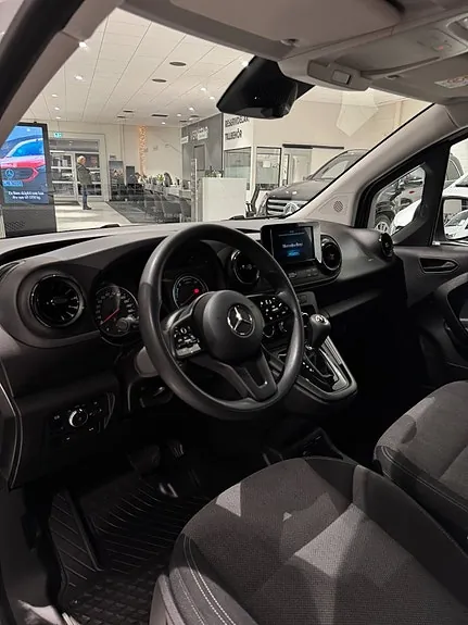 Mercedes-Benz Ecitan 2024 photo 3