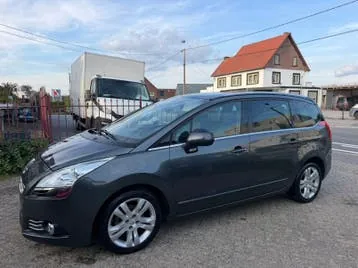 Peugeot 5008 2011 photo 3