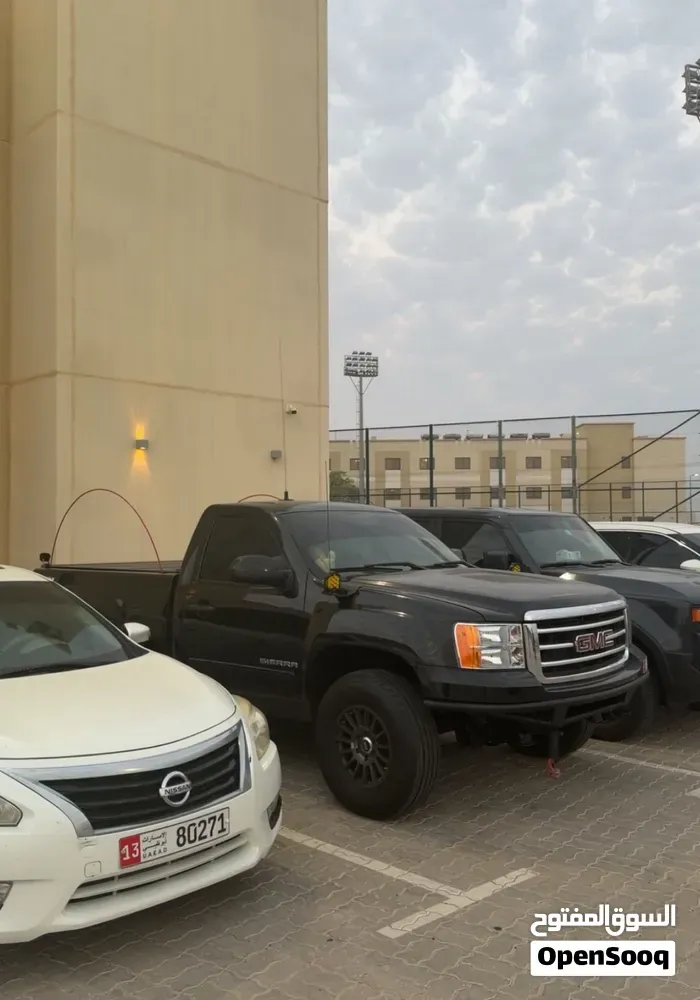 GMC Sierra 2010 photo 3