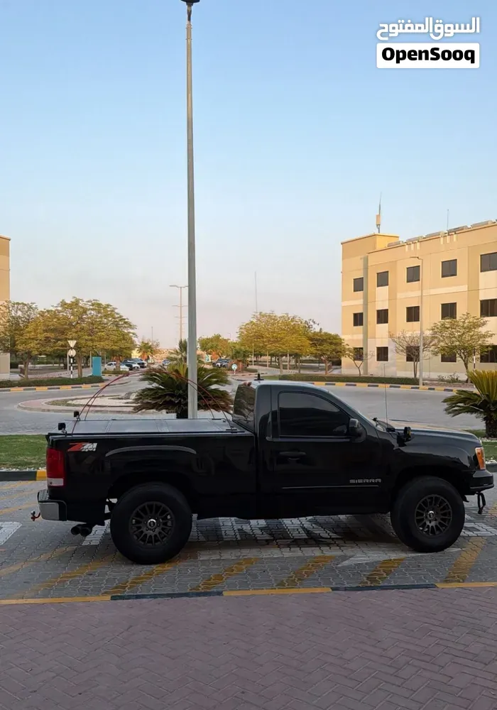 GMC Sierra 2010 photo 4