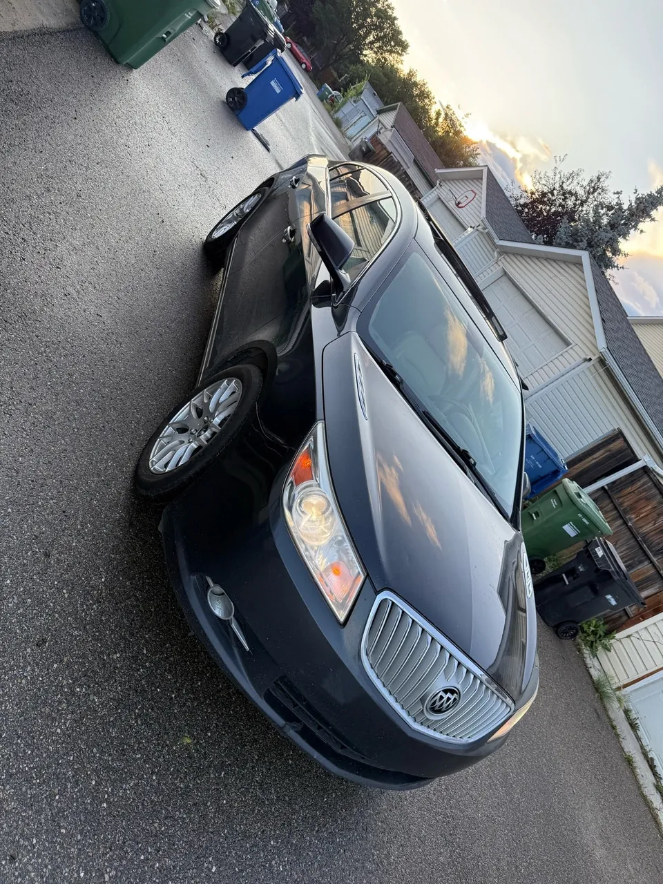 Buick Lacrosse 2011 photo 2