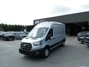 Ford Transit 2026 photo 2