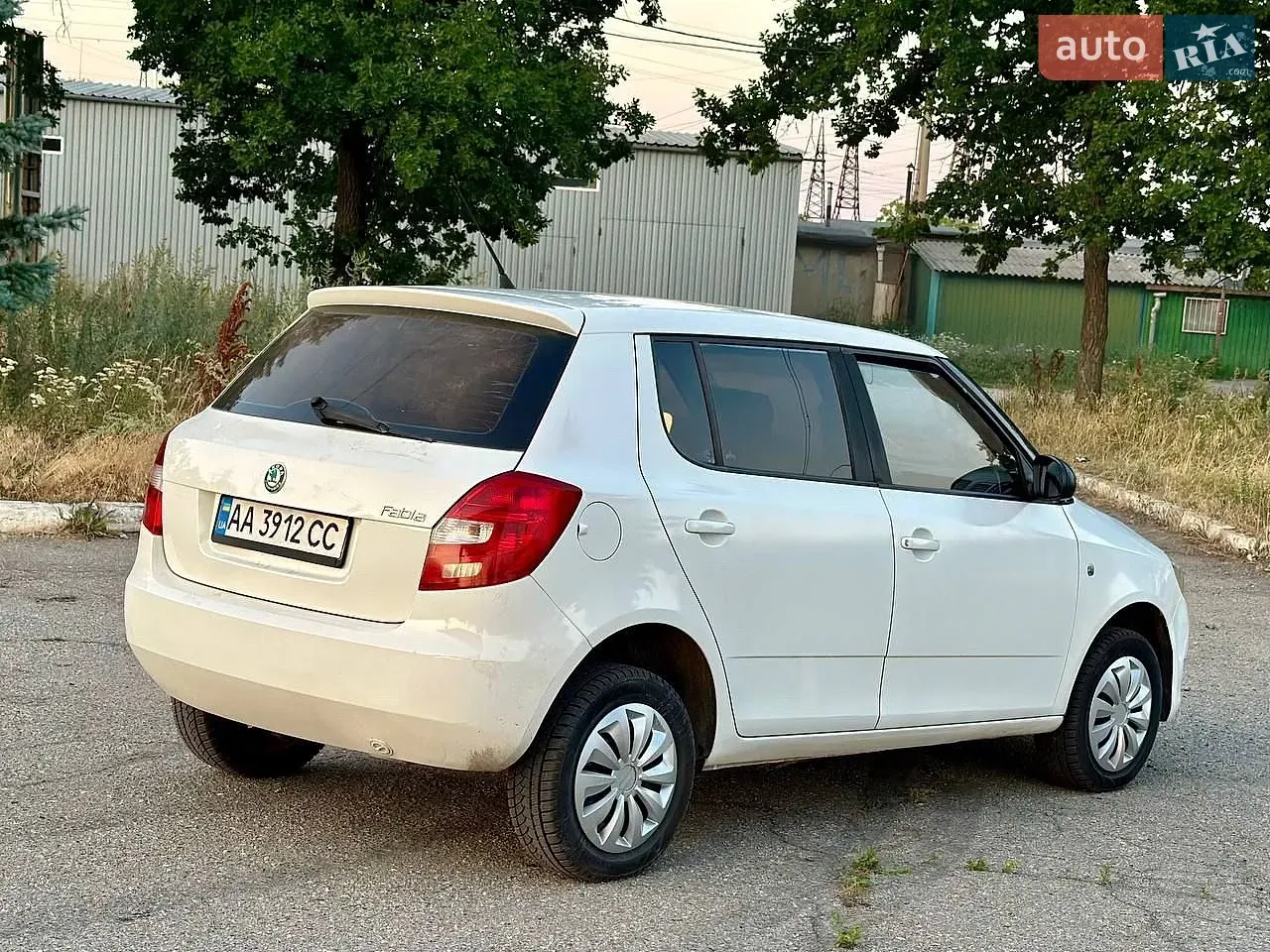 Skoda Fabia 2012 photo 5