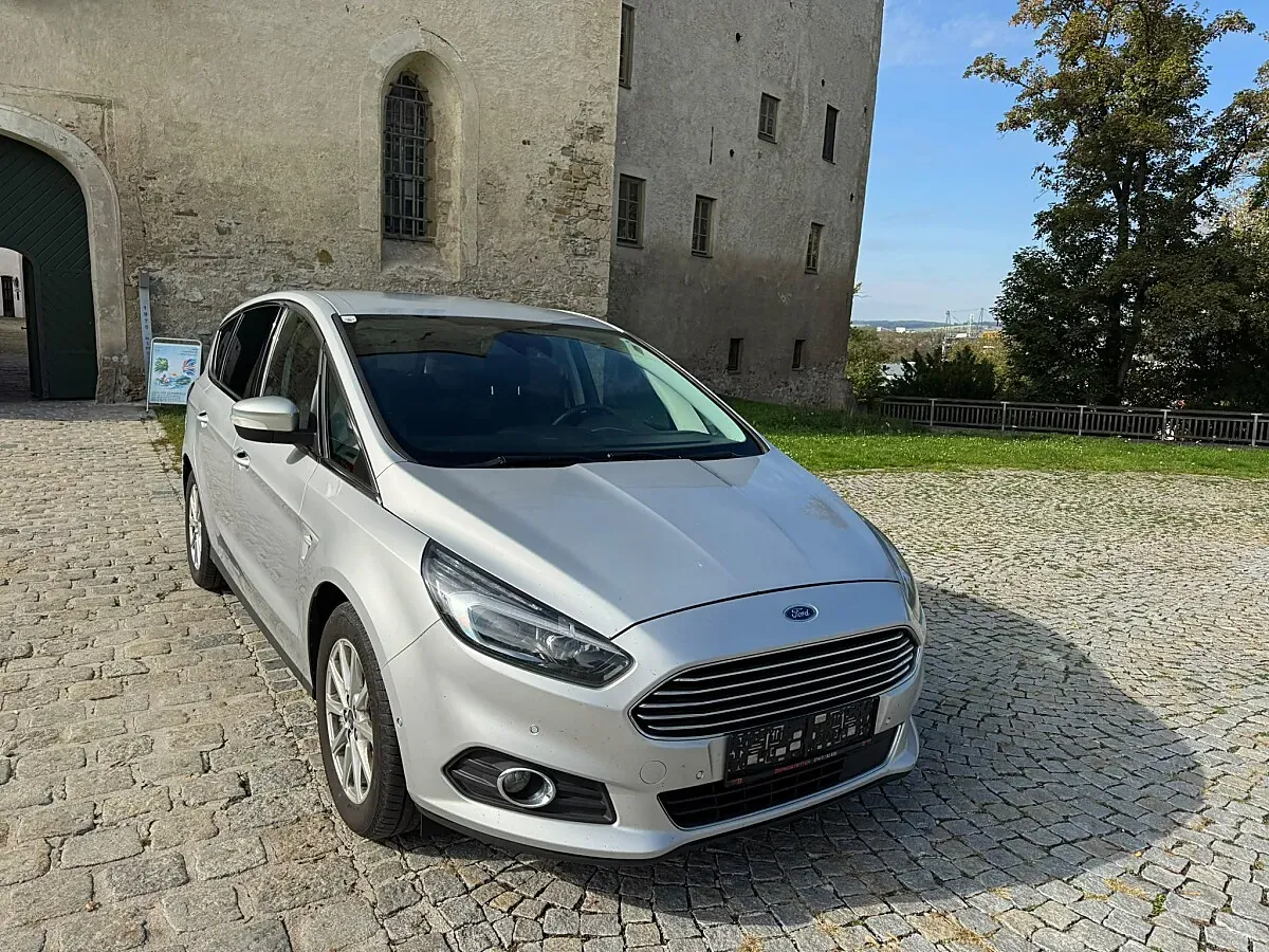 Ford S-Max 2017 photo 3