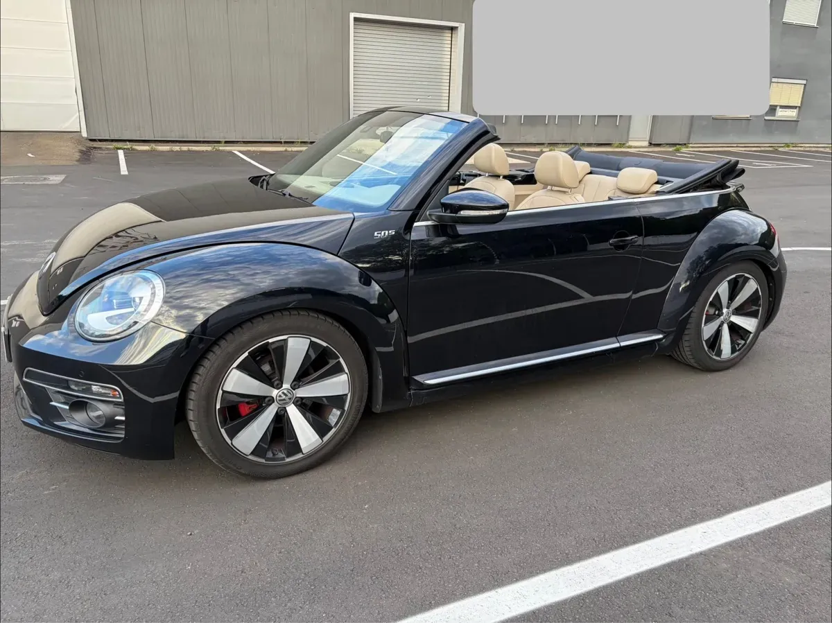 Volkswagen Beetle 2016 photo 2